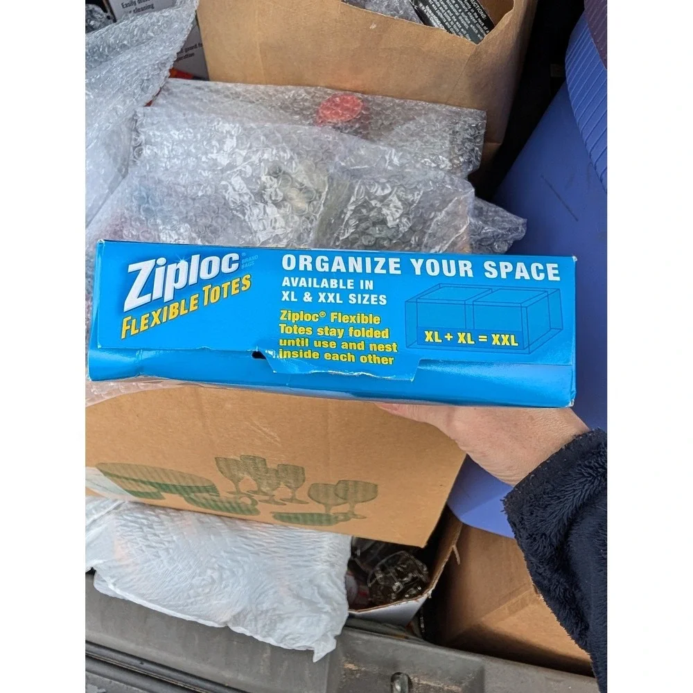 Vintage 2011 Ziploc Flexible Totes Heavy Duty XL 1 Count Storage Bag Boxed